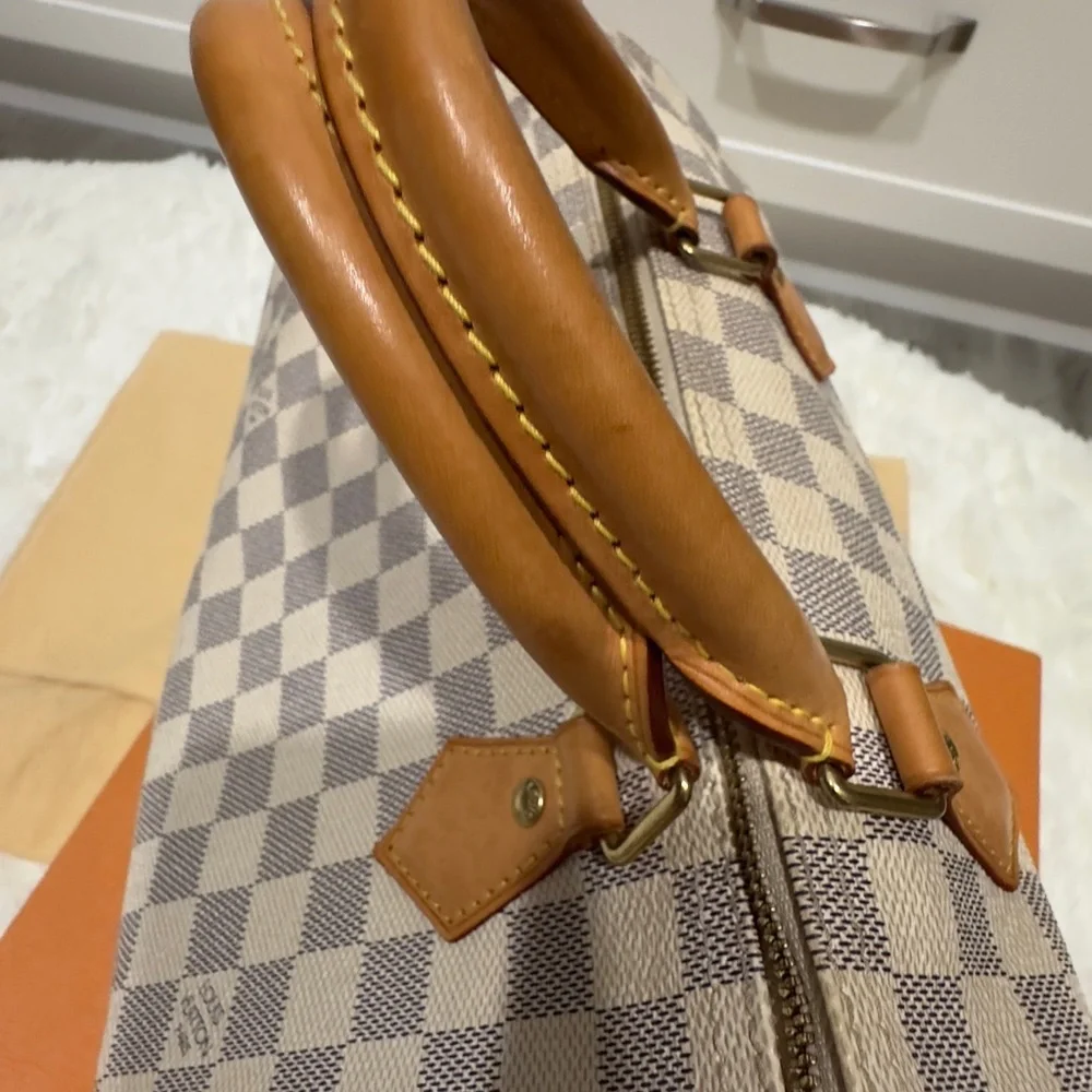 Louis Vuitton Damier Azur Satchel - Cream and Tan 35 - Picture 9 of 16